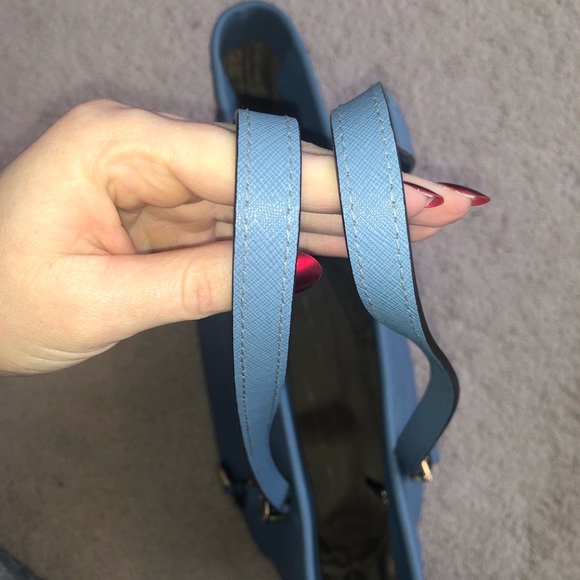 Michael Kors Light Blue Medium Jet Set Tote - Picture 4 of 7